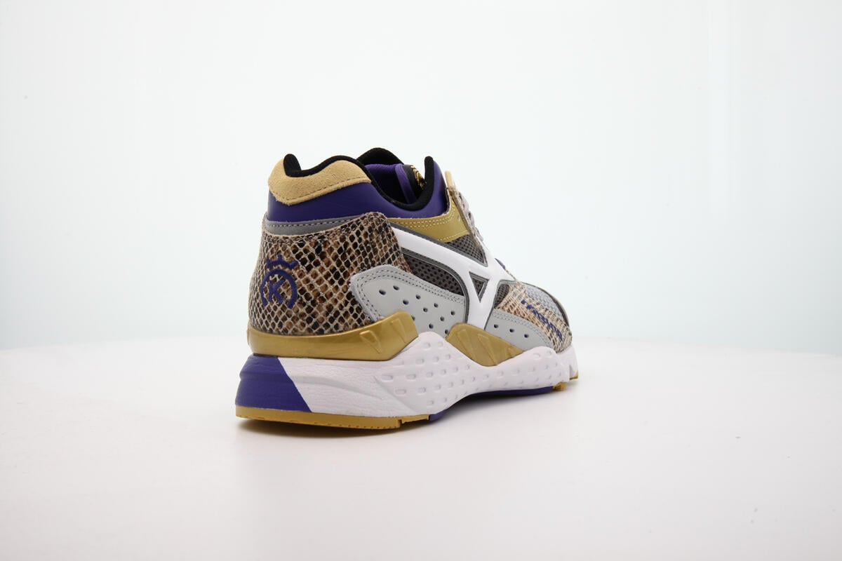 Mizuno x 24 KILATES MONDO CONTROL 